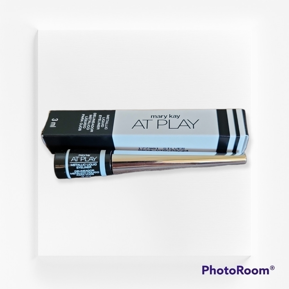 3/$30 Mary KAY At Play Metallic Liquid Eyeliner Silver FIRM PRICE